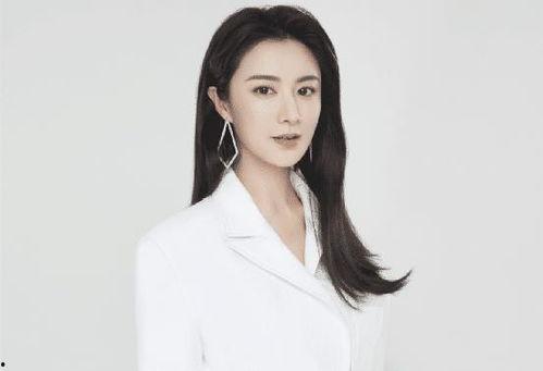 娱乐圈明星吃瓜第一线,揭秘明星幕后生活与八卦风云